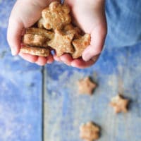 Cheesy Quinoa crackers. A great snack for kids, perfect for the lunch box.