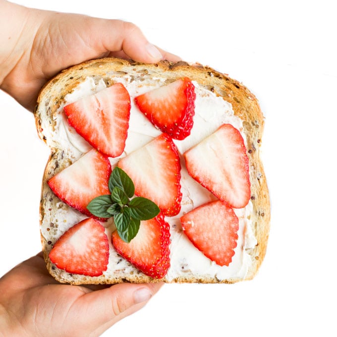 Toast Spread with Cream Cheese and Strawberry Slices